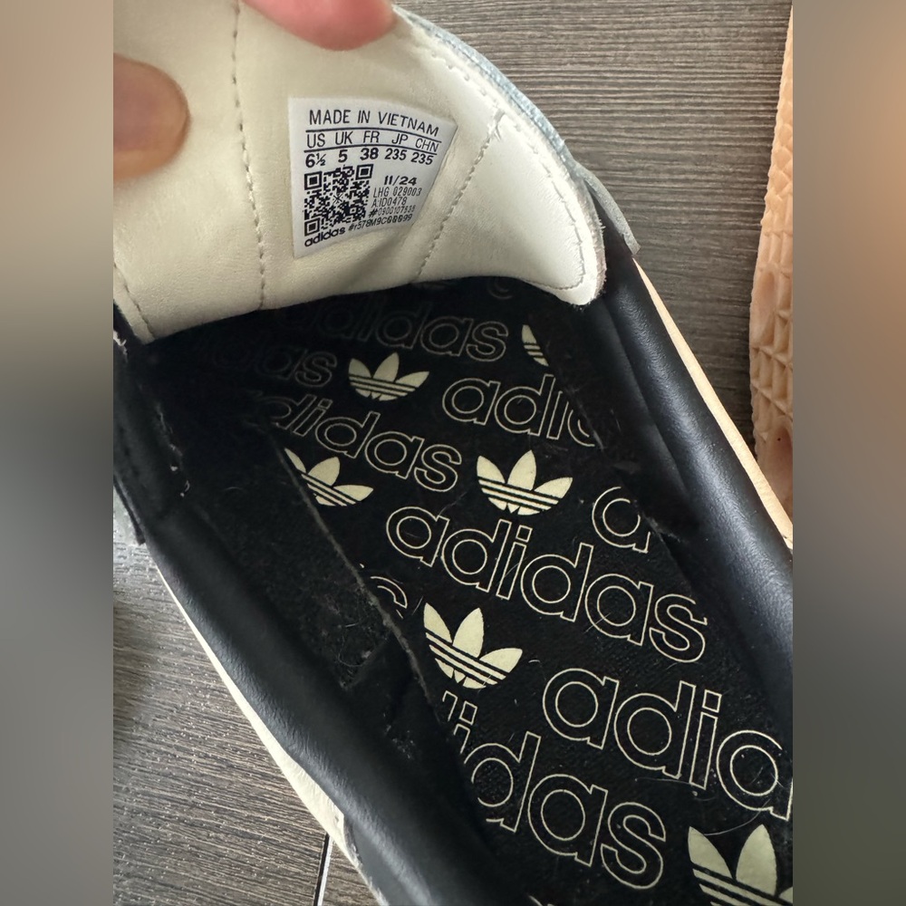 Adidas Sambas OG Sneakers - Picture 6 of 8